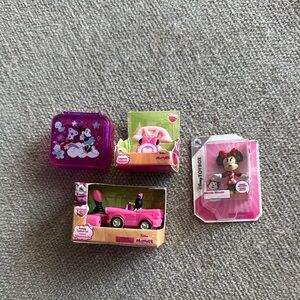 Mini‎ Brands